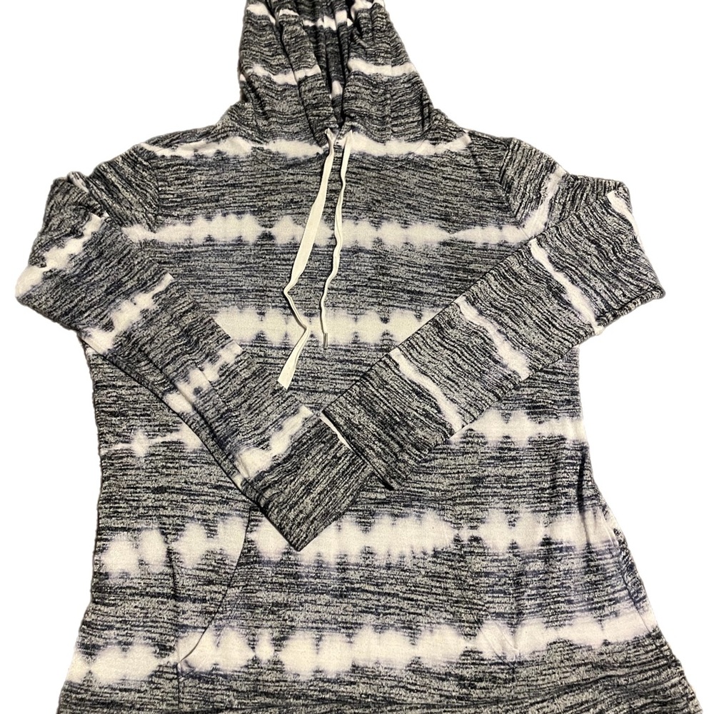 Market & Spruce l/s hooded sweater size medium